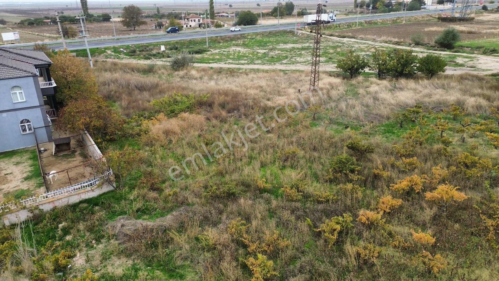 Ankara Yoluna 70 Metre Mesafede — fotoğraf 21
