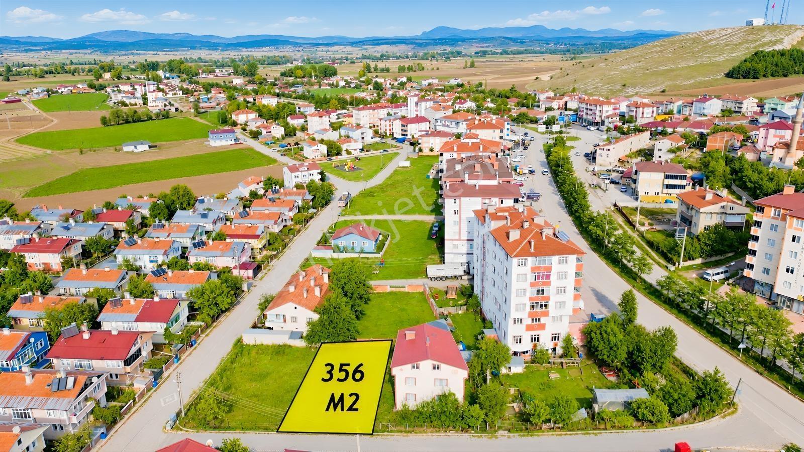 █devrekani Merkezde / 356 M² / Zemin+4 Kat İmarlı / Anayola 30 M — fotoğraf 4