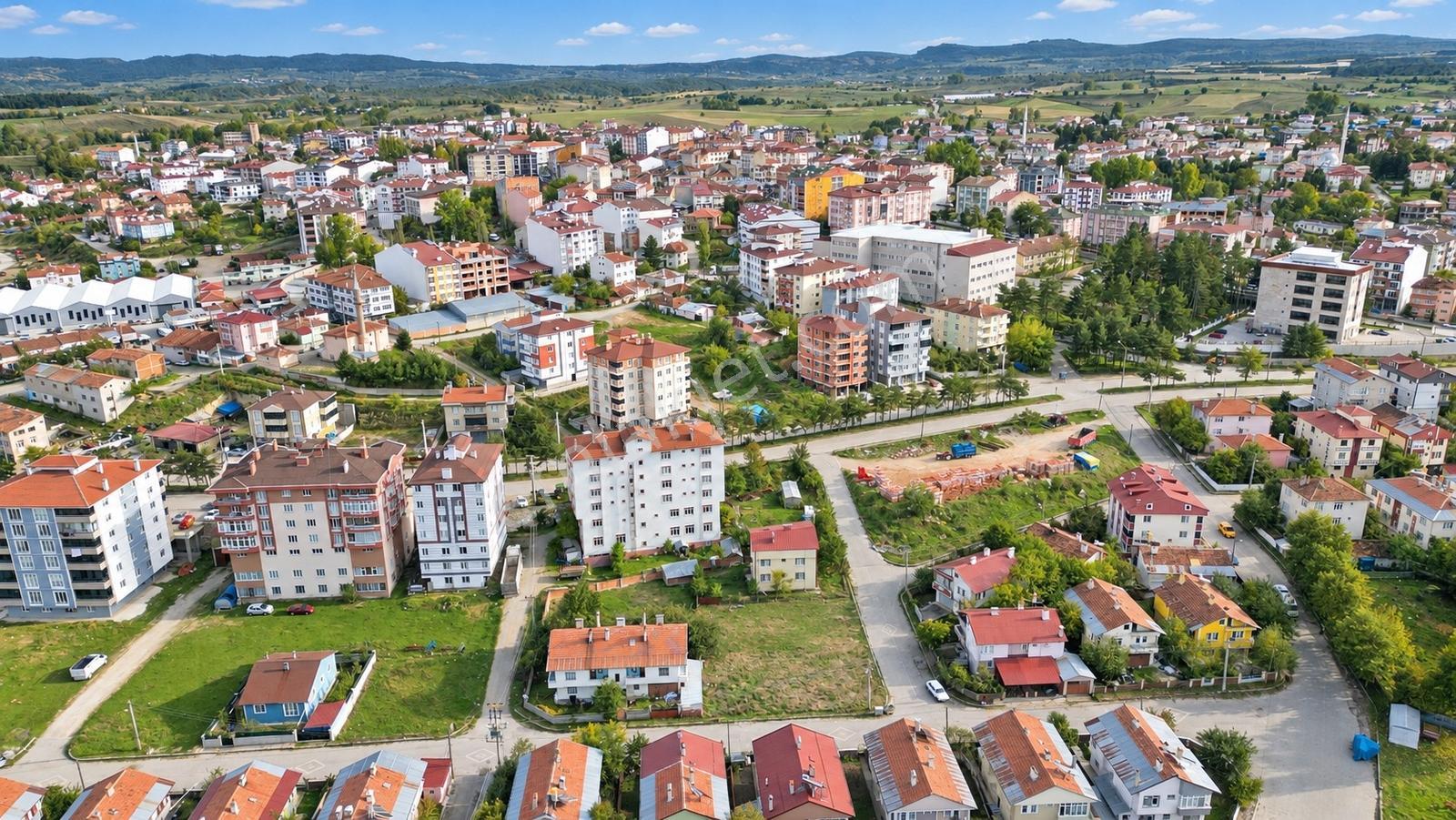 █devrekani Merkezde / 356 M² / Zemin+4 Kat İmarlı / Anayola 30 M — fotoğraf 16