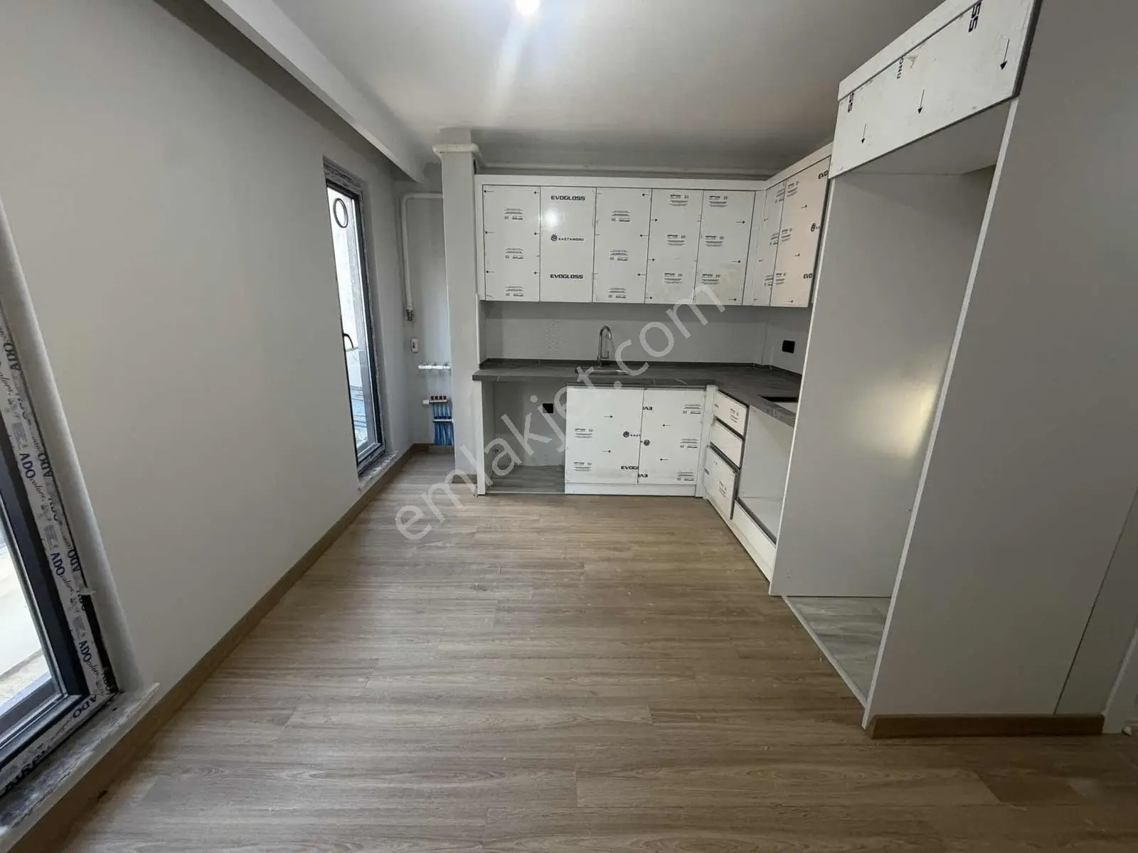 Ersin Çağlar'dan Cumhuriyette Cazip Fiyatlı 1+1 Daire — fotoğraf 21