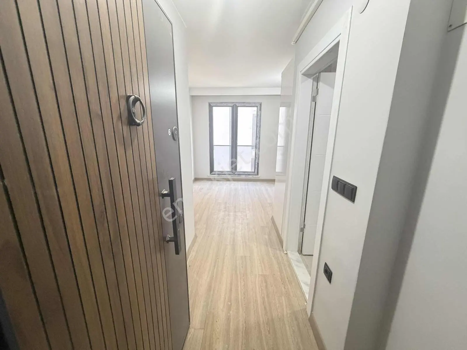 Ersin Çağlar'dan Cumhuriyette Cazip Fiyatlı 1+1 Daire — fotoğraf 27