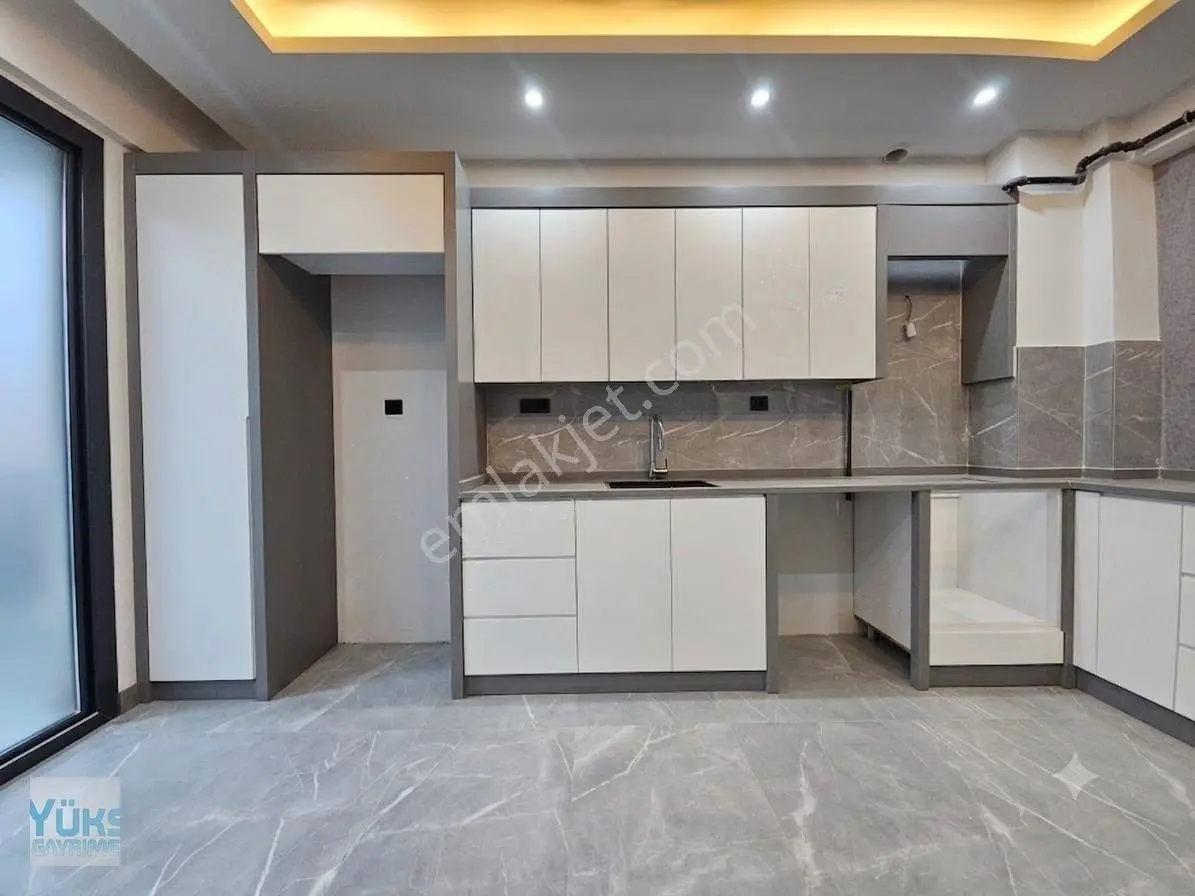 Denizli Şemikler De 3+1 160 M2 Albayrağa Yakın Panjurlu Lüks Satılık Arakat Dair...
