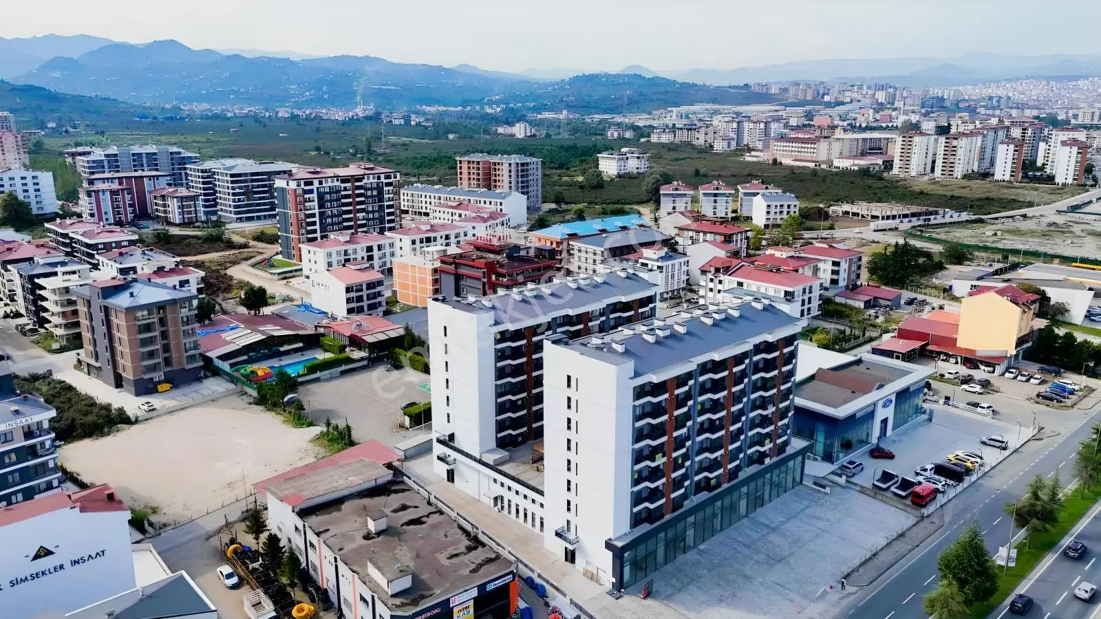 Ersin Çağlar'dan Satılık Lüks 1+1 Site Daire — fotoğraf 2