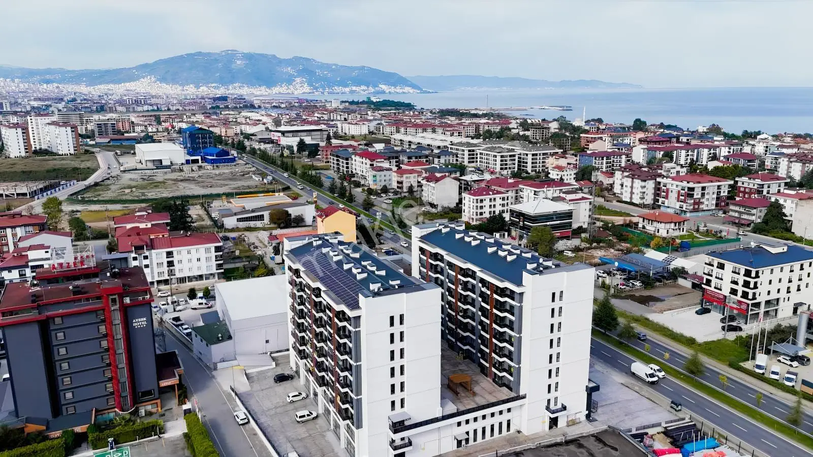 Ersin Çağlar'dan Satılık Lüks 1+1 Site Daire — fotoğraf 5