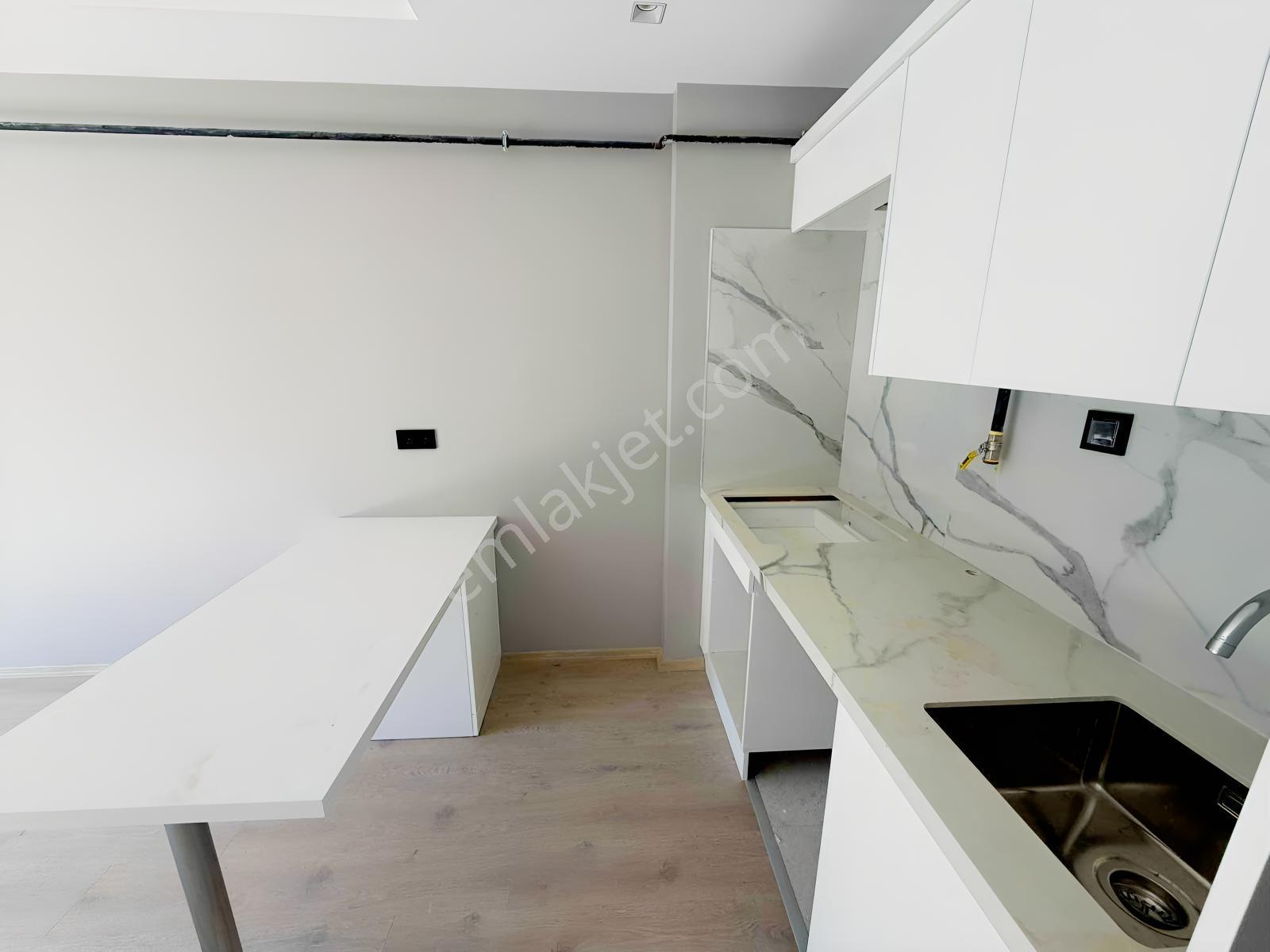 Ersin Çağlar'dan Satılık Lüks 1+1 Site Daire — fotoğraf 14