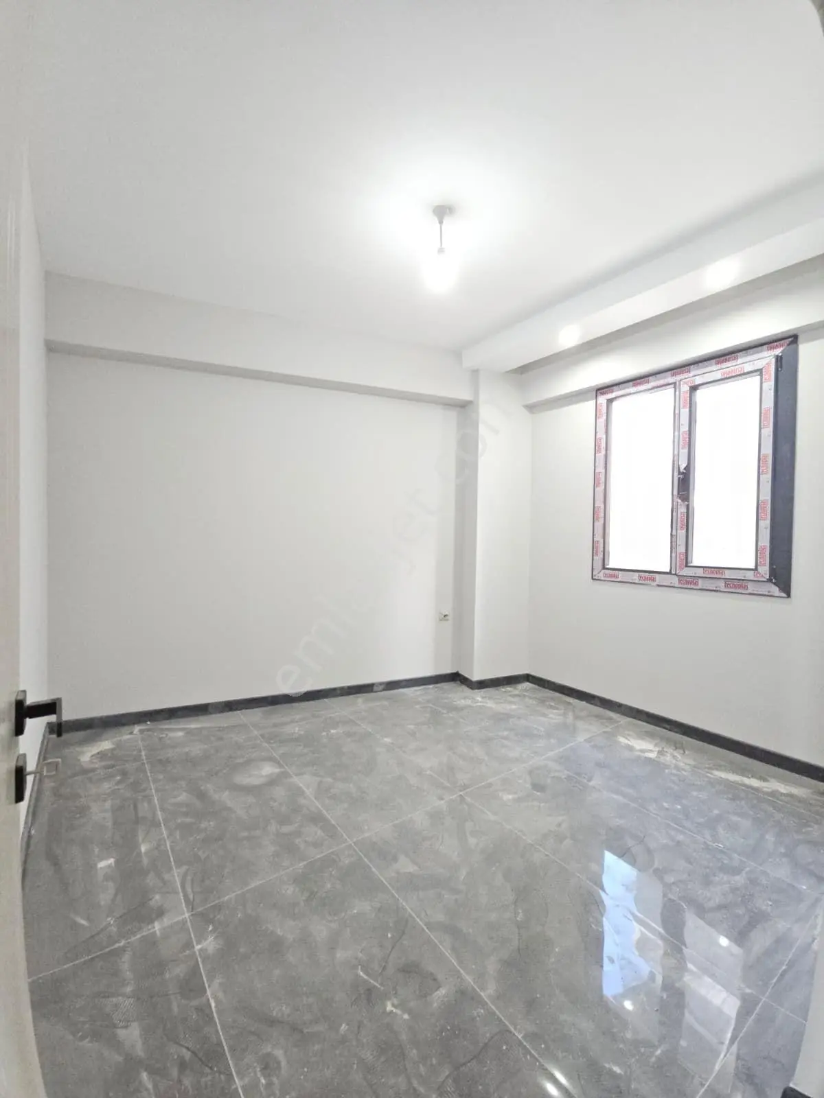 Denizli Şemikler De Acil Satılık Fırsat 2+1 Kullanışlı Arakat Daire — fotoğraf 18