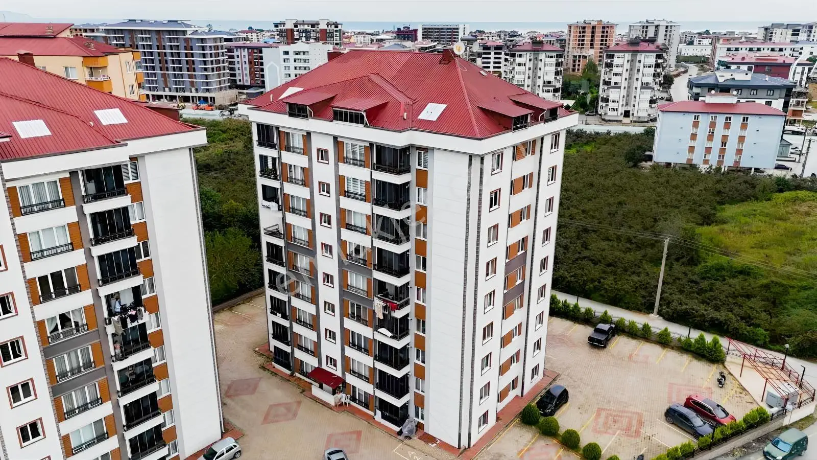 Ersin Çağlar'dan Eminevim Vb. Uygun Satılık 3+1 Site Daire — fotoğraf 2