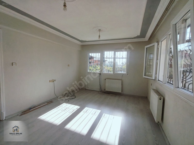 Halil Emlak'tan Boyalı Tertemiz 3+1 100 M2 30.000 Tl — fotoğraf 7