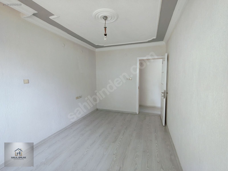 Halil Emlak'tan Boyalı Tertemiz 3+1 100 M2 30.000 Tl — fotoğraf 10