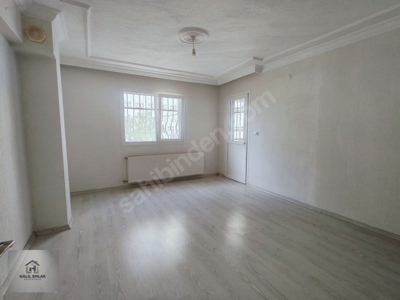 Halil Emlak'tan Boyalı Tertemiz 3+1 100 M2 30.000 Tl — fotoğraf 12