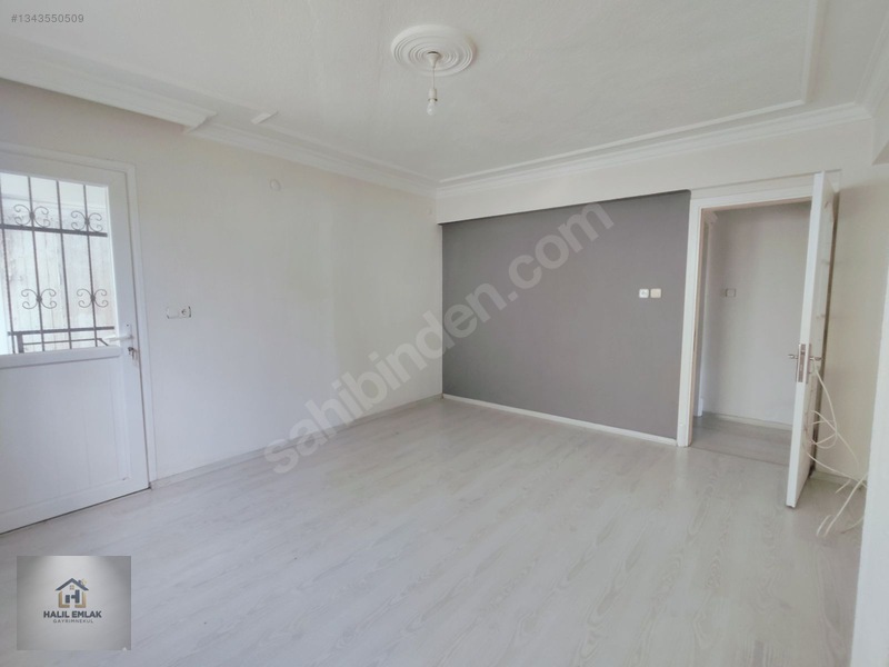 Halil Emlak'tan Boyalı Tertemiz 3+1 100 M2 30.000 Tl — fotoğraf 15