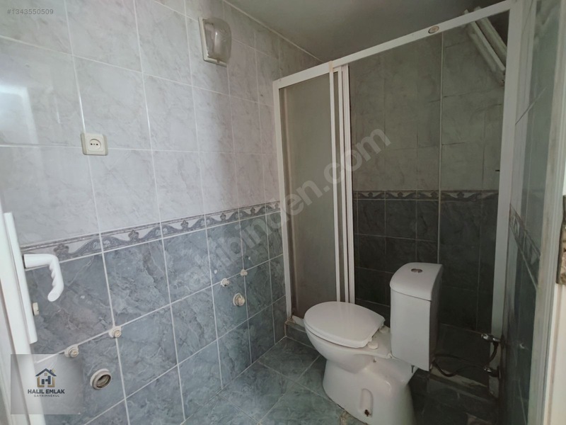 Halil Emlak'tan Boyalı Tertemiz 3+1 100 M2 30.000 Tl — fotoğraf 21