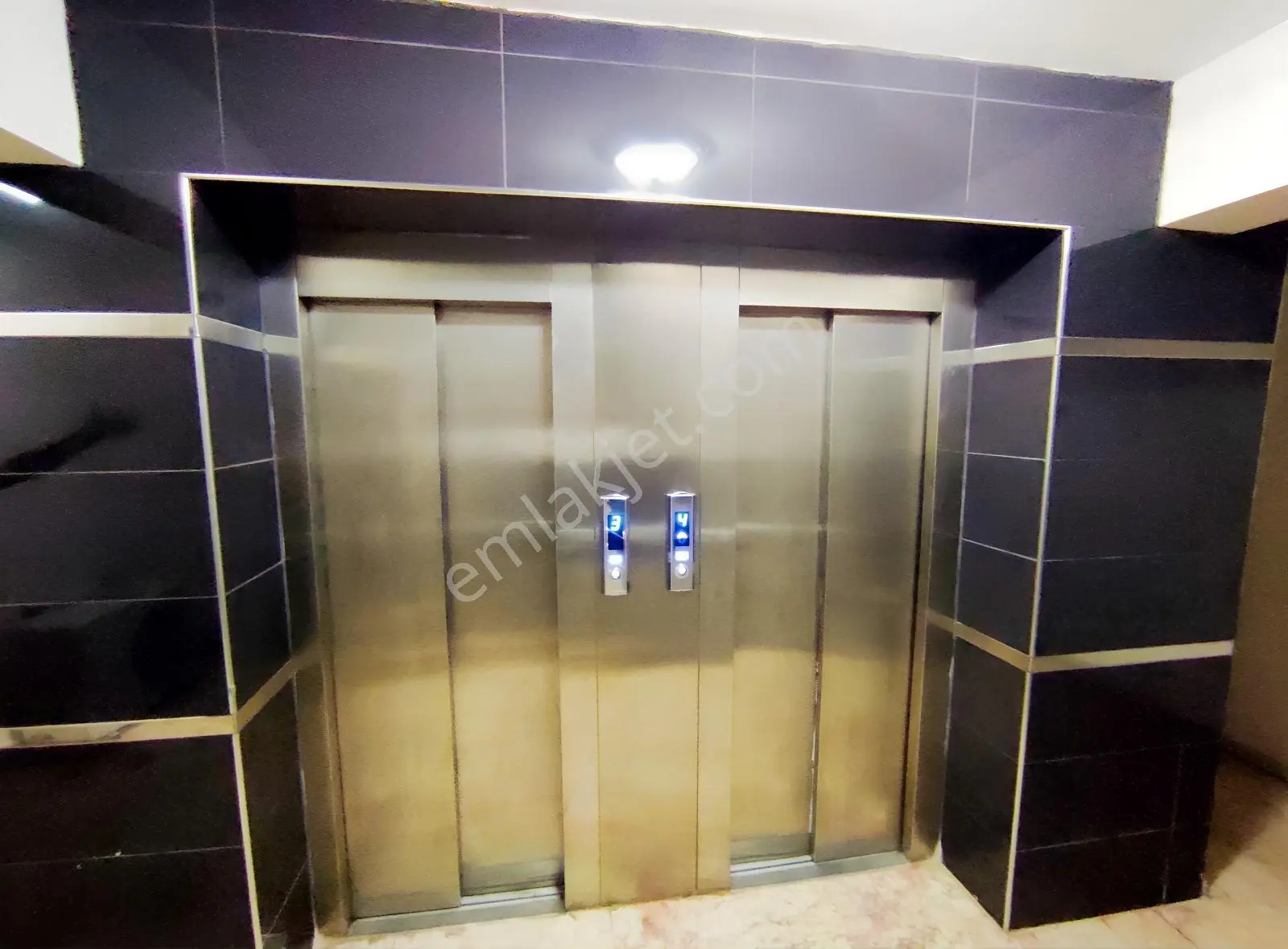Sadullah Ünsal'dan Gültekin Sitesinde Satılık 3+1 Daire — fotoğraf 4