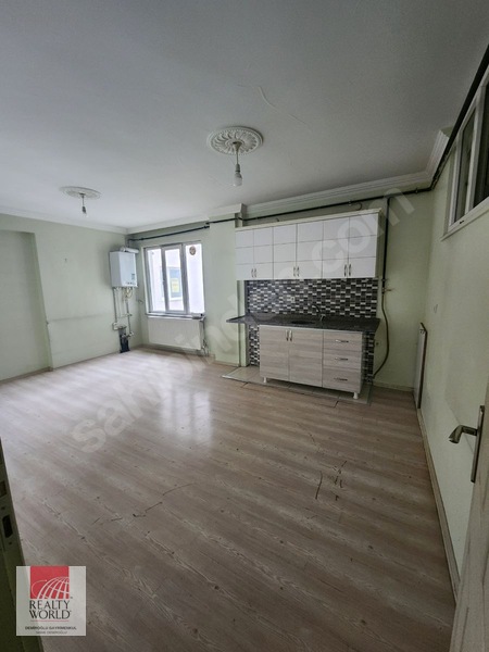 Lokman Hekim Hastanesi Civarında 2+0 Daire — fotoğraf 3