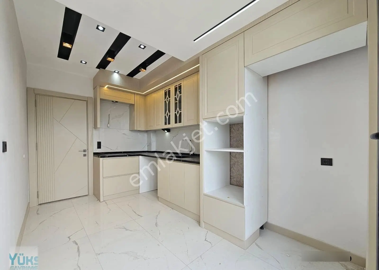 Denizli Şemikler Mahallesinde 2+1 110 M2 Önü Açık Ebeveyn Banyolu Acil Satılık F...
