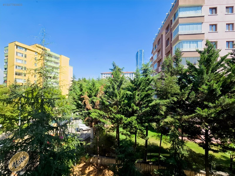 Çukurambar Yağmur Apartmanında 3 Balkonlu 200 M² Satılık 4+1 — fotoğraf 8