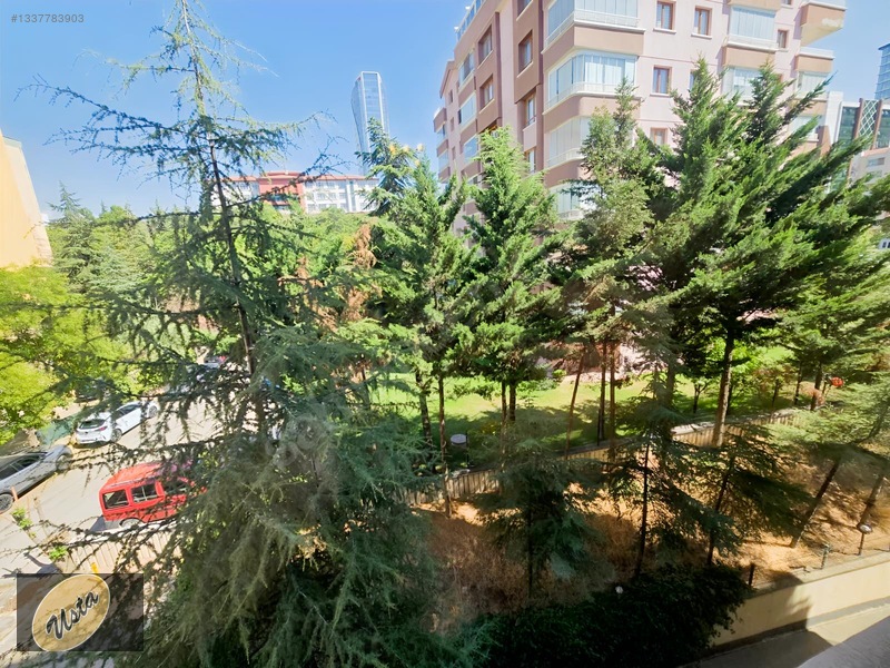 Çukurambar Yağmur Apartmanında 3 Balkonlu 200 M² Satılık 4+1 — fotoğraf 37