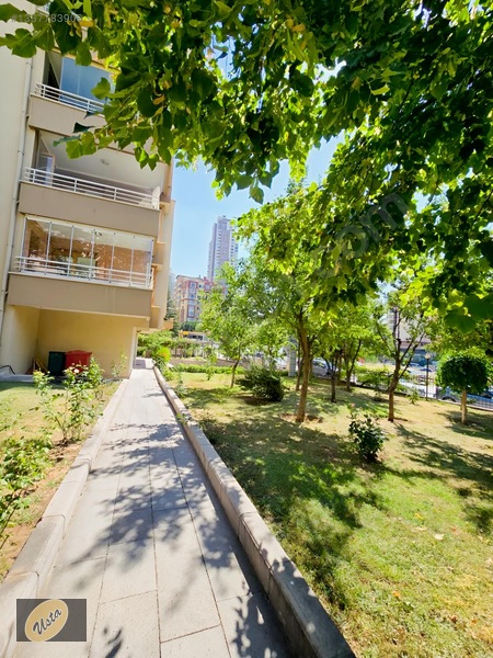 Çukurambar Yağmur Apartmanında 3 Balkonlu 200 M² Satılık 4+1 — fotoğraf 39