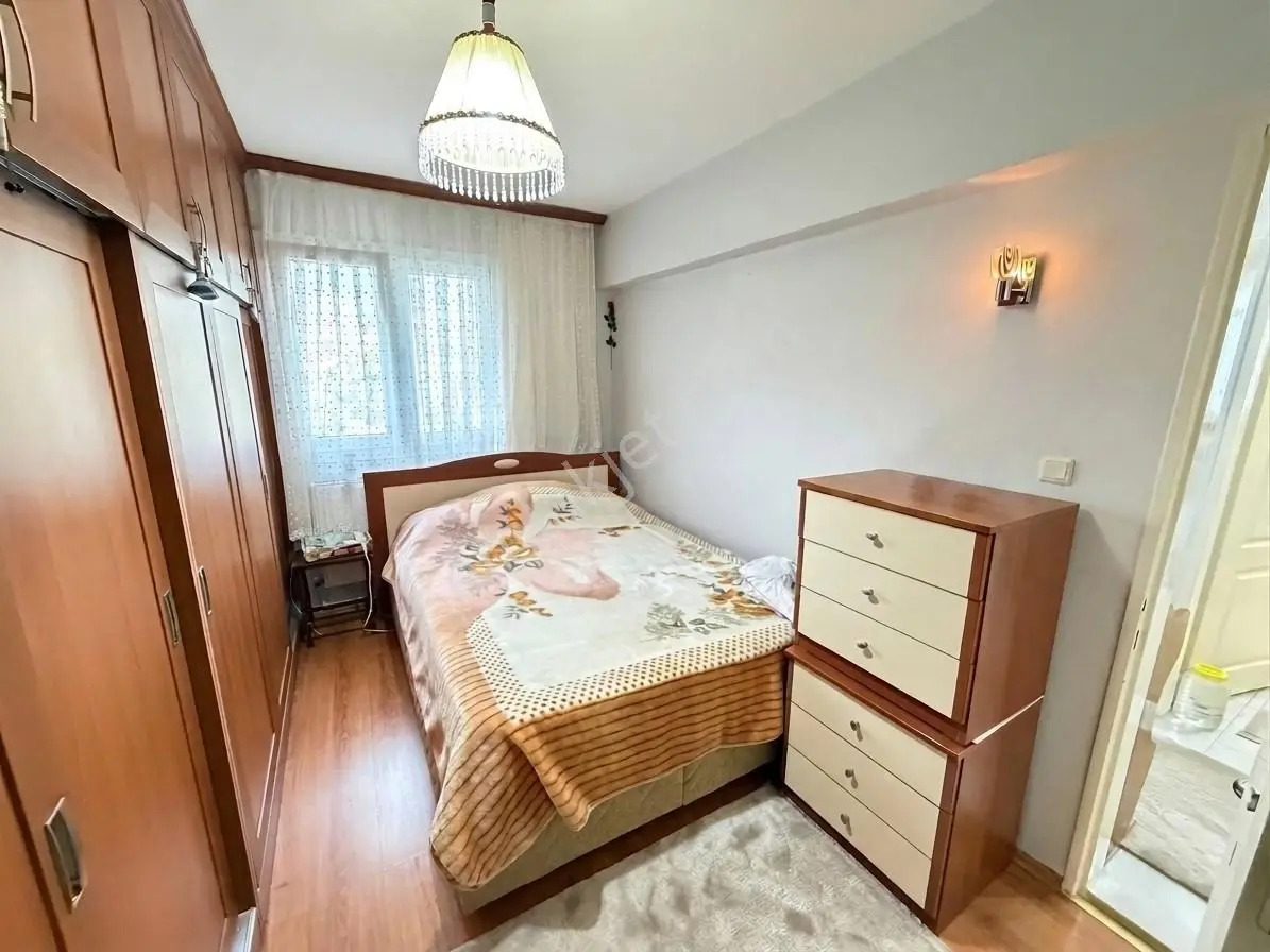 Bornova Evka 4 Mahallesi'nde Satılık 3+1 Daire Tadilatlı — fotoğraf 22