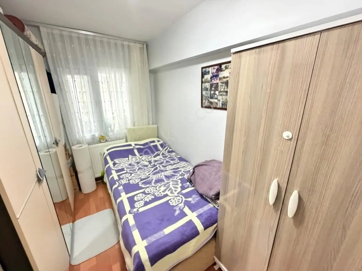 Bornova Evka 4 Mahallesi'nde Satılık 3+1 Daire Tadilatlı — fotoğraf 24