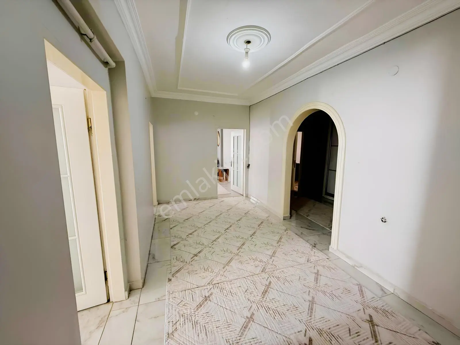 Tesislerde Acil Satılık 3+1 Daire — fotoğraf 16