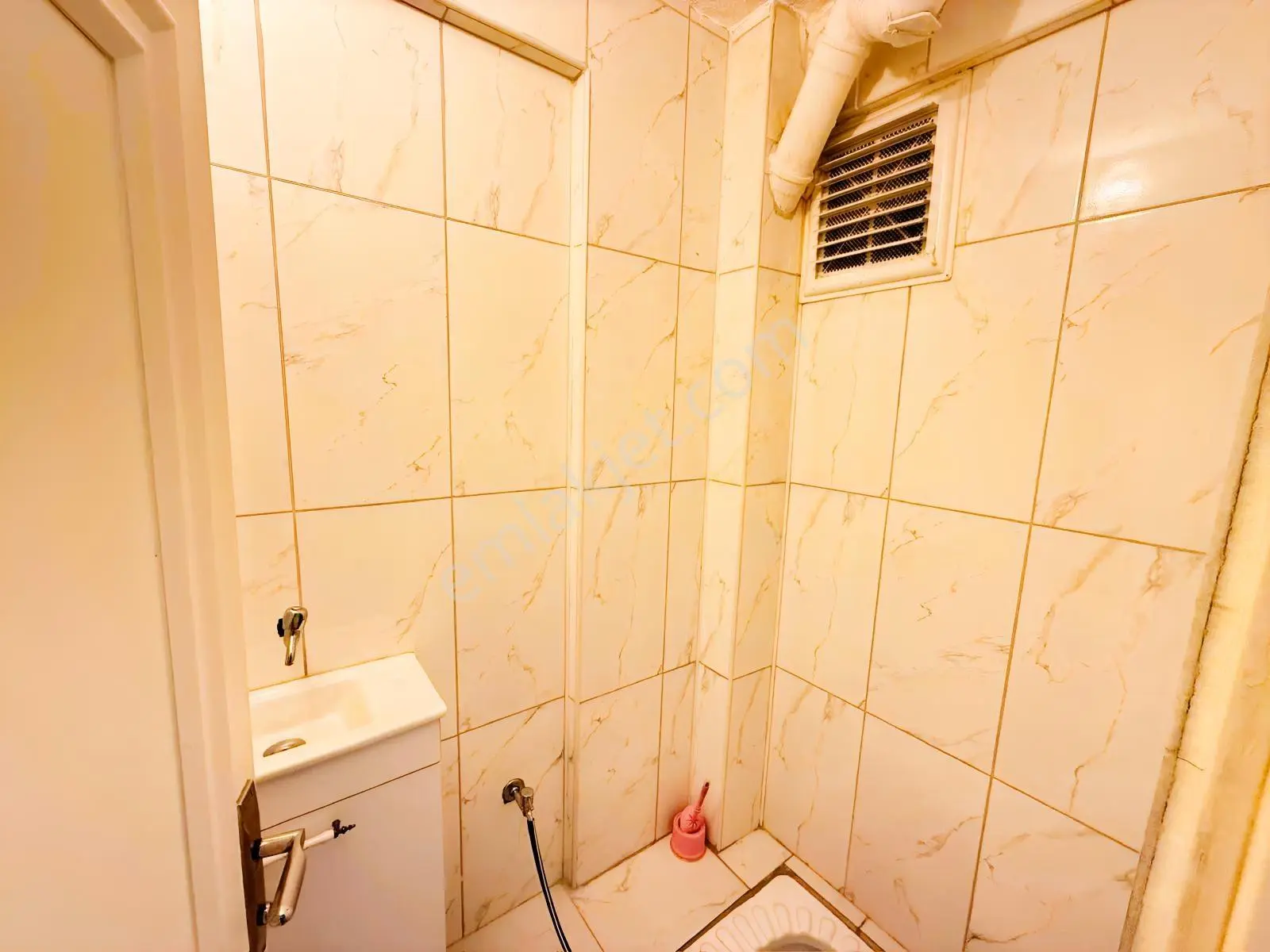 Tesislerde Acil Satılık 3+1 Daire — fotoğraf 20