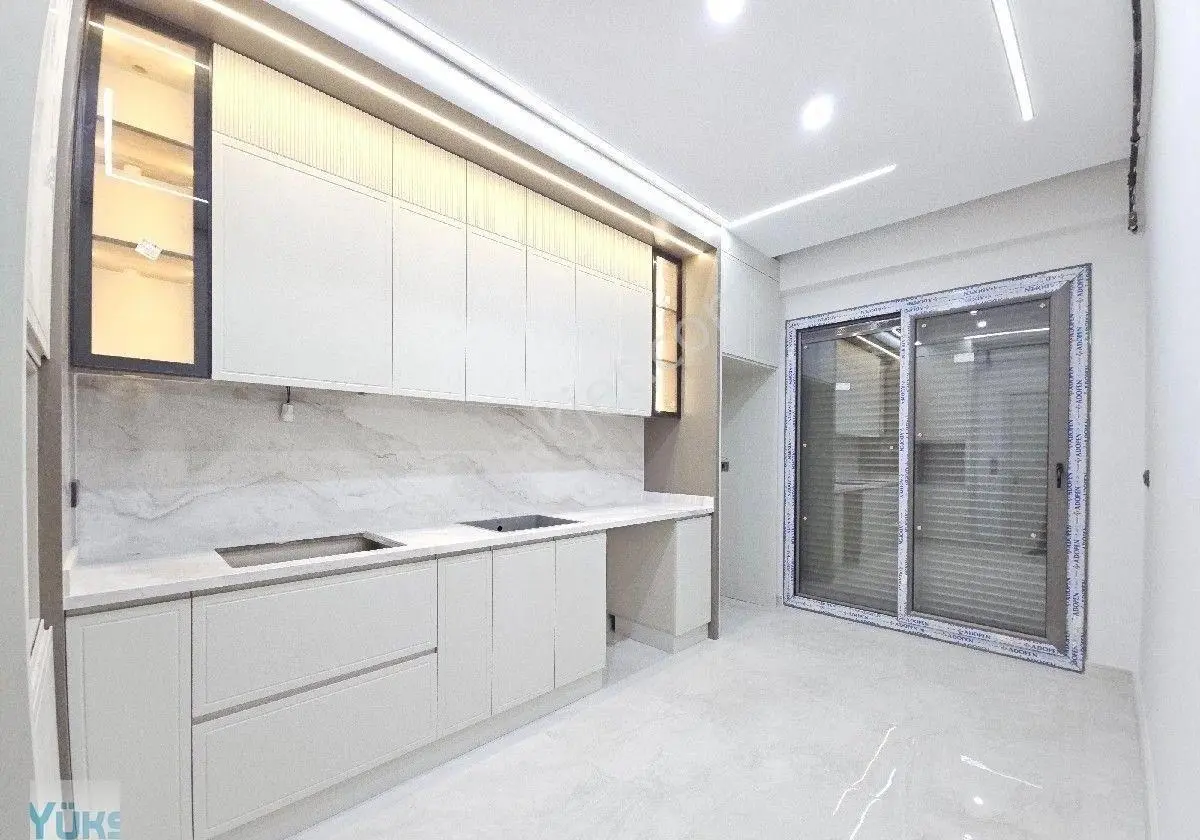 Denizli Şemikler Mahallesinde Ebeveyn Banyolu 3+1 Satılık Arakat Daireler — fotoğraf 5