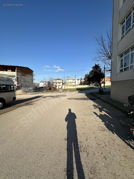 Karacabey Saadet Mahalesinde Eşyalı Kiralık Daire — fotoğraf 3