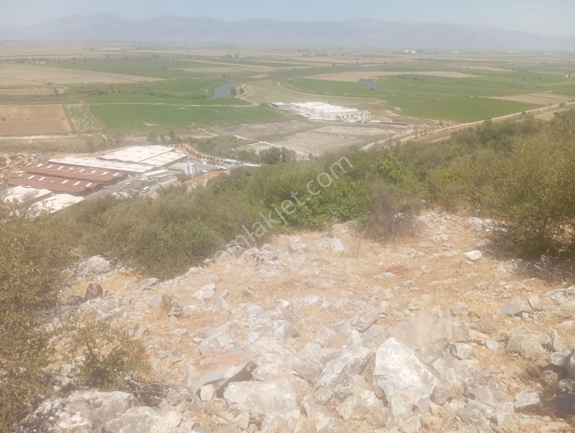Bozseki'De Ova Manzaralı Arsa