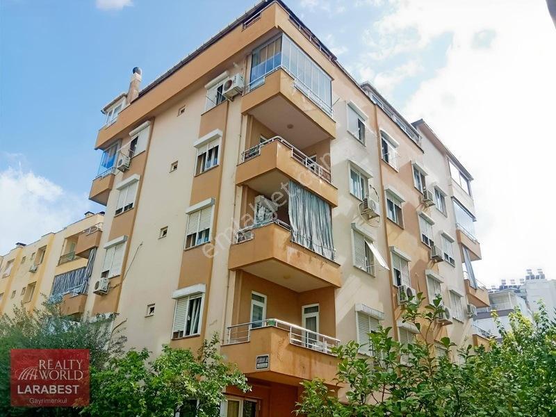 Çağlayan Pekiyi Fırın Karşısı, Merkezi, Ara Kat 4/3 Satılık 3+1
