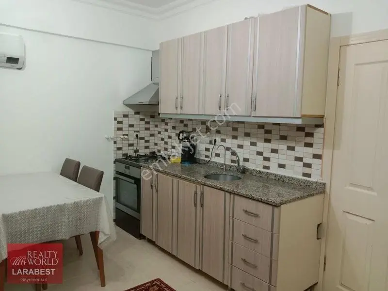 Yalı Caddesinde Ferah, Kullanışlı 3+1 Yüksek Giriş Ters Dubleks — fotoğraf 4