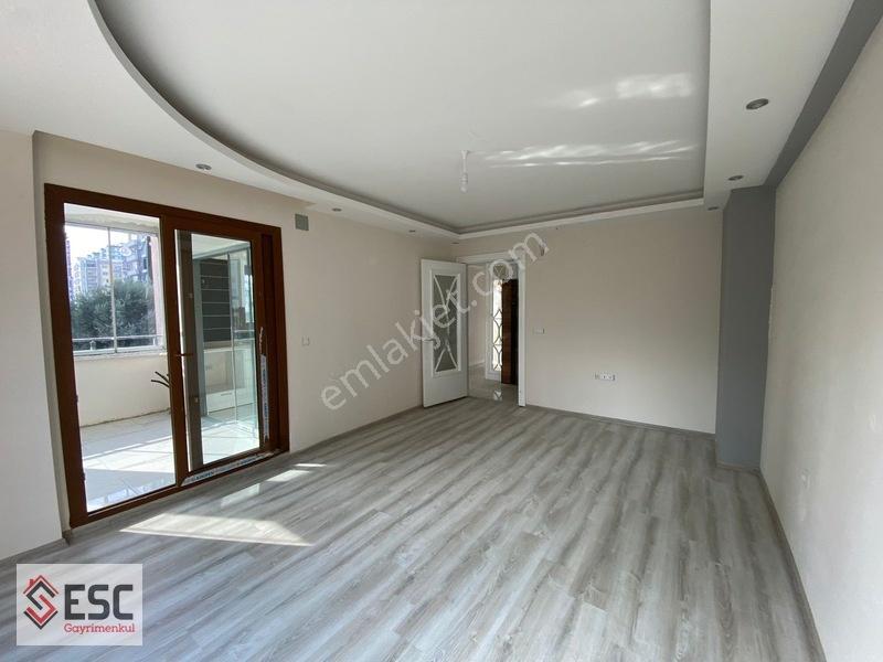 Esc'den Akdeniz Mah'de Cepheleri Açık 3+1 Fırsat Daire Esc1774 — fotoğraf 4