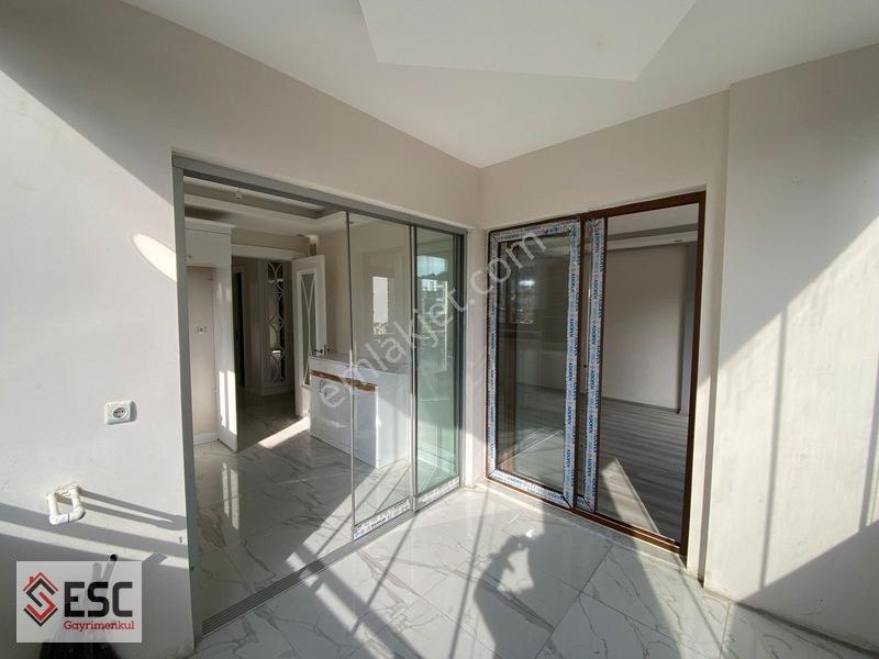 Esc'den Akdeniz Mah'de Cepheleri Açık 3+1 Fırsat Daire Esc1774 — fotoğraf 9