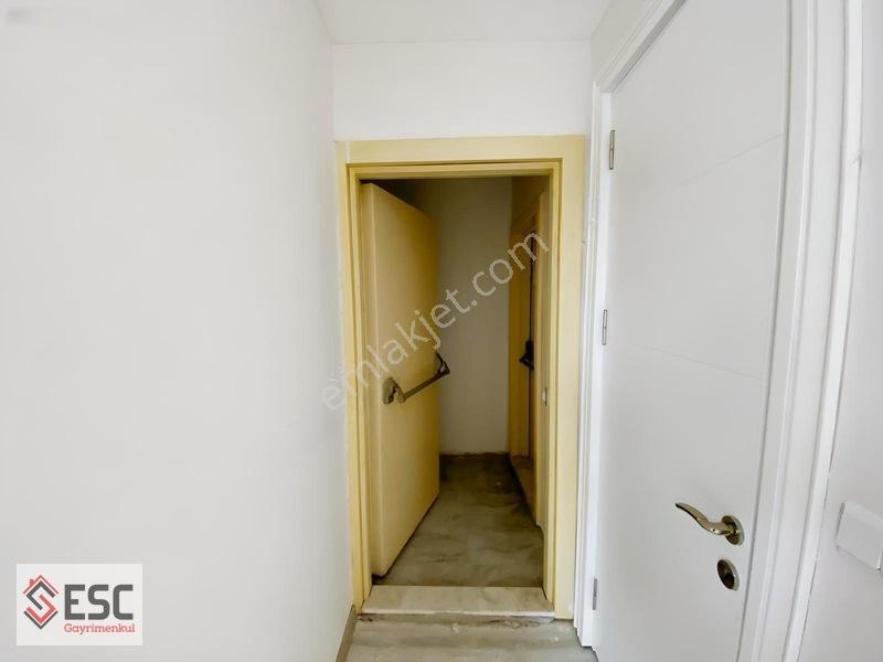 Esc'den Akdeniz Mah'de Cepheleri Açık 3+1 Fırsat Daire Esc1774 — fotoğraf 30