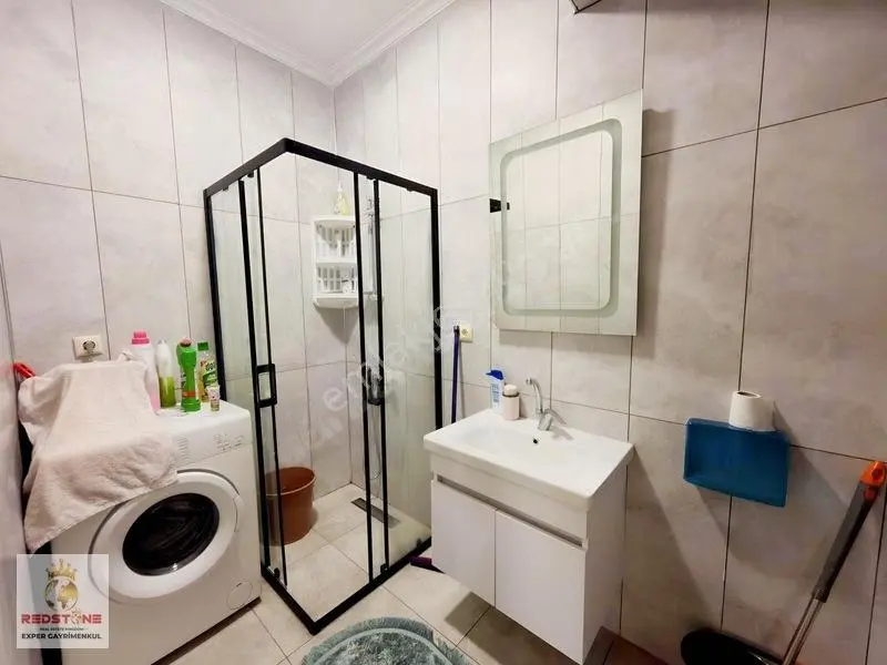 Karasuda Havuzlu Sitede Ara Kat Kombili C. Balkon Geniş 1+1 — fotoğraf 15