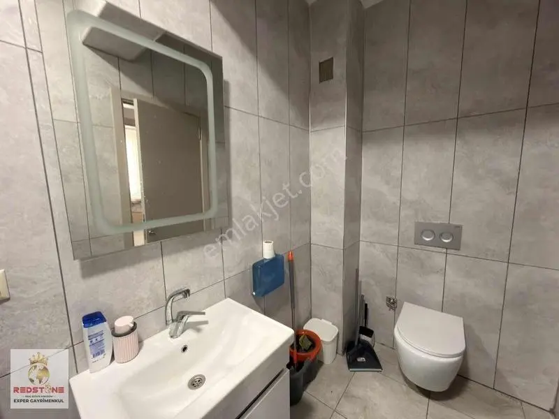 Karasuda Havuzlu Sitede Ara Kat Kombili C. Balkon Geniş 1+1 — fotoğraf 16