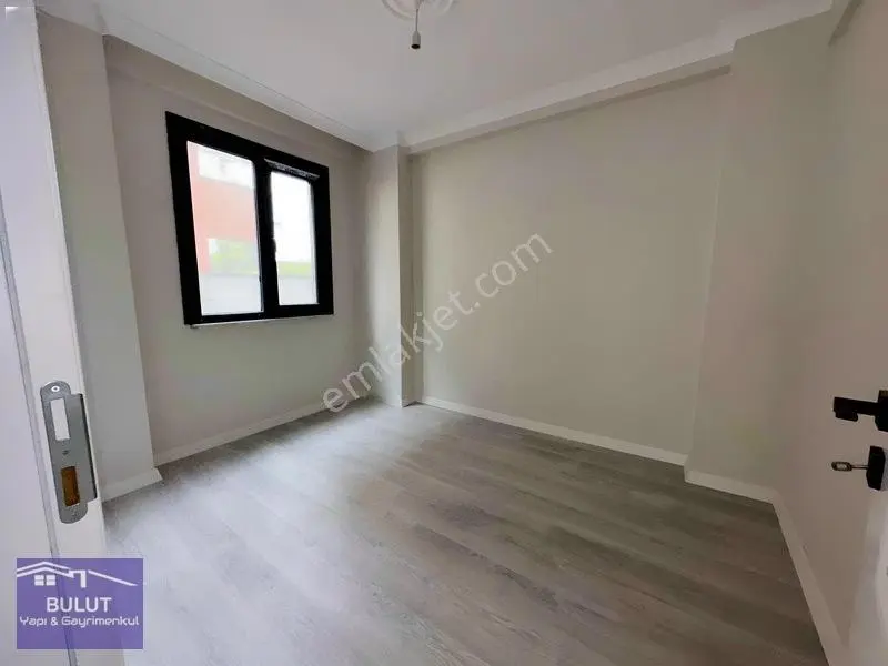 Atatürk Cd Yanıbaşında 2+1 90m2 Ters Dublex 0 Oturuma Hazır — fotoğraf 10