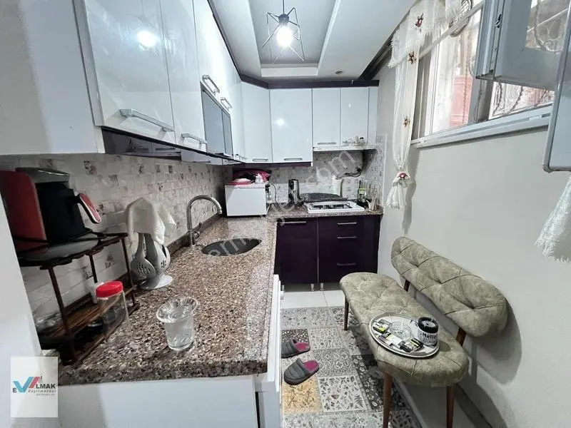 Evalmak'ta 1+1 Kullanışlı Satılık Daire — fotoğraf 9