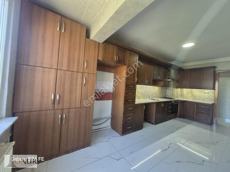Onur Emlak Alavardı Mah. Site İçi 5+2 Satılık Dubleks Daire — fotoğraf 2