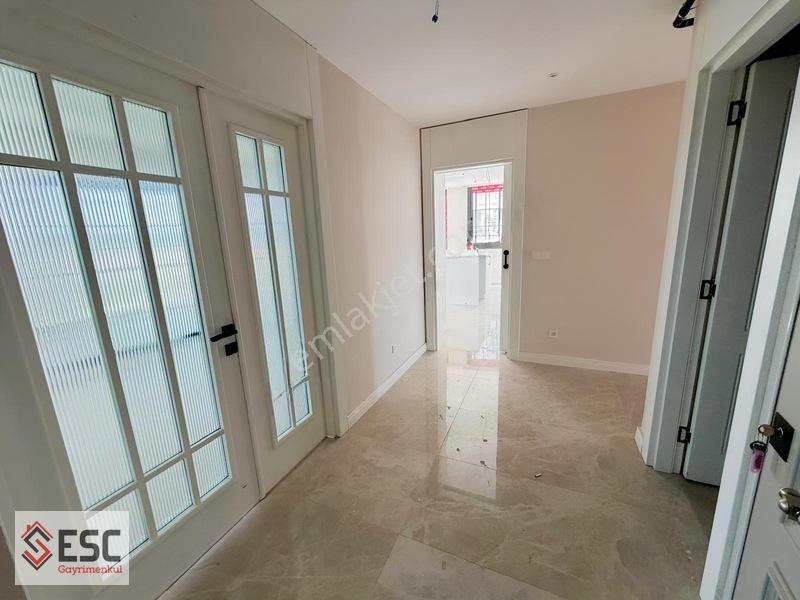 Esc'den Eşsiz Bir Yaşam Tarzı Yatay Mimari 4+1 Daire Esc2406 — fotoğraf 4
