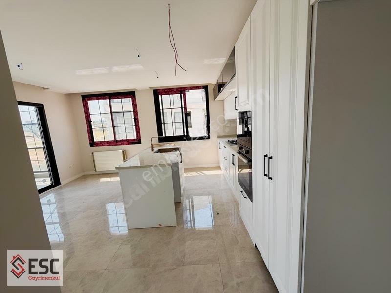 Esc'den Eşsiz Bir Yaşam Tarzı Yatay Mimari 4+1 Daire Esc2406 — fotoğraf 11