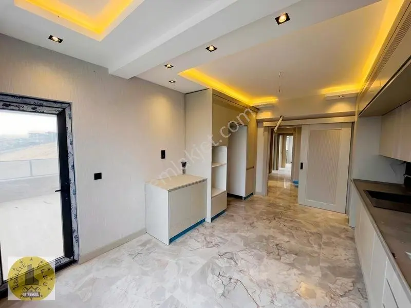 2.35'te Sıfır Oturuma Hazır Arakat Lüks Daire — fotoğraf 2