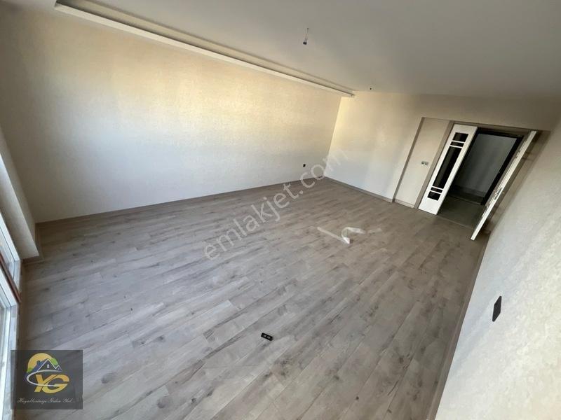 Sincan Törekent 6.arakat Sıfır Giyinme Odalı 4+1 Satılık Daire — fotoğraf 17
