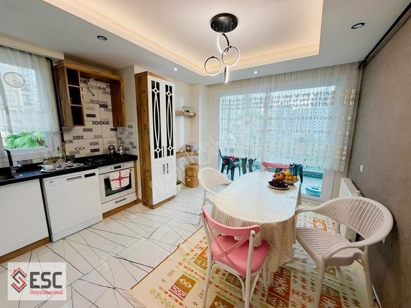 Esc'den Akdeniz Mh'de B.mutfak-havuzlu 3+1 Satılık Daire Esc2786 — fotoğraf 9