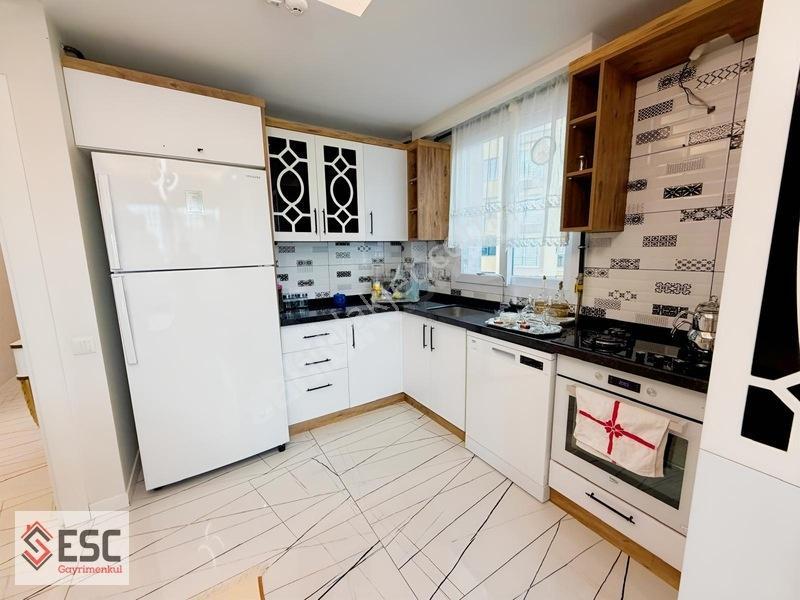 Esc'den Akdeniz Mh'de B.mutfak-havuzlu 3+1 Satılık Daire Esc2786 — fotoğraf 11