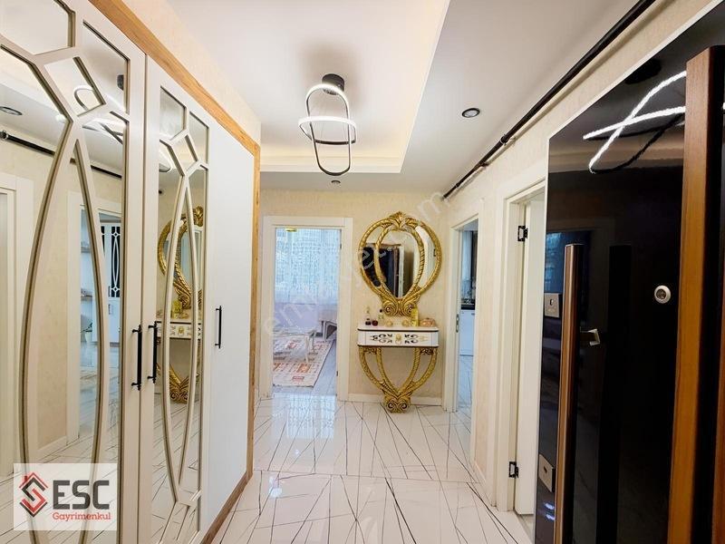 Esc'den Akdeniz Mh'de B.mutfak-havuzlu 3+1 Satılık Daire Esc2786 — fotoğraf 13