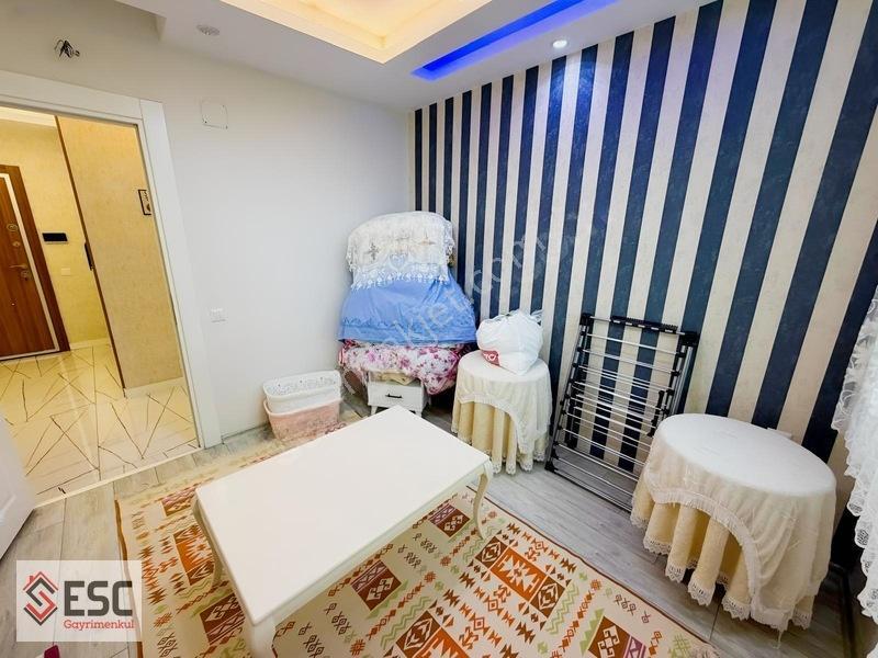Esc'den Akdeniz Mh'de B.mutfak-havuzlu 3+1 Satılık Daire Esc2786 — fotoğraf 18