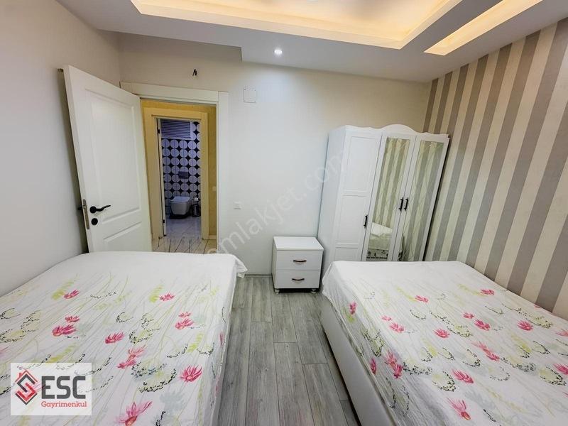 Esc'den Akdeniz Mh'de B.mutfak-havuzlu 3+1 Satılık Daire Esc2786 — fotoğraf 22