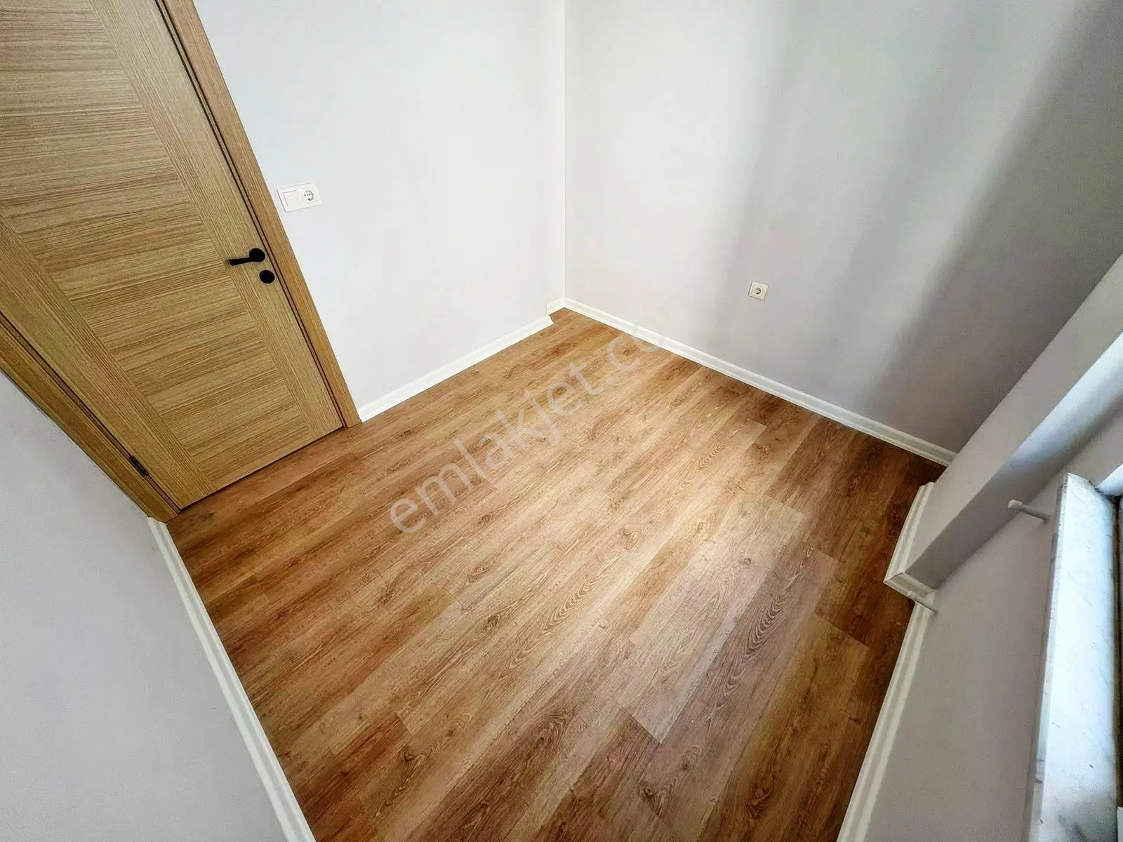Aktiften Akçay'da Satılık Çift Balkonlu Doğalgazlı Asansörlü Lüx 2+1 Daire — fotoğraf 29
