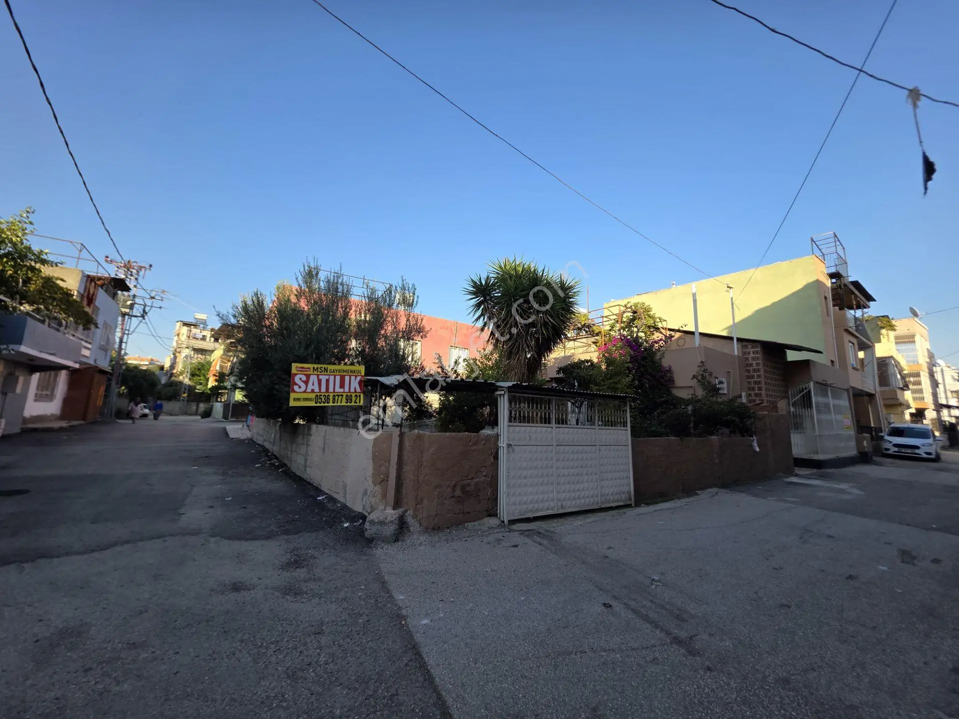 Levent Mahallesinde Satılık Ev Ve Arsa Yan Yana Satılık — fotoğraf 4